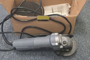 four and a half inch angle grinder with blades