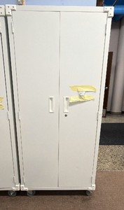 filing cabinet with key