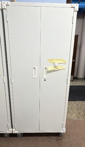 filing cabinet with key