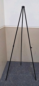 64in folding display easel
