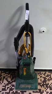 cleanmax Pro Series upright vacuum cleaner