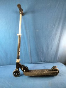Jetson folding kick scooter
