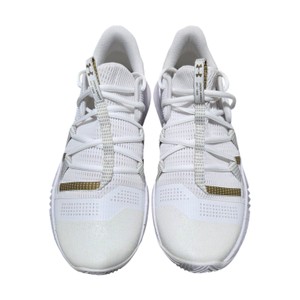 Under Armour UA Block City 2.0 Mens Basketball Shoes WhiteGold Size 10.5  Open Box like new overstock