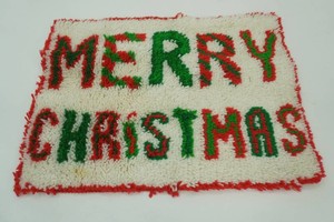 Vintage Merry Christmas Latch Hook