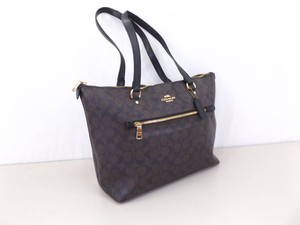 COACH Gallery Tote Signature Canvas