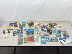 Lot of Vintage 1960s, 1970s and 1980s US Road Maps