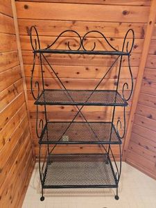 Scrolled Painted Aluminum Bakers Rack