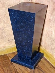 Moden Contemporary Pedestal False Stone Pattern