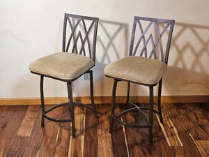 Steeple Window Pane Counter Stools Aluminum Frame & Beige Upholstery