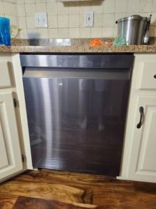 Samsung Linear Wash Stainless Steel Dishwasher
