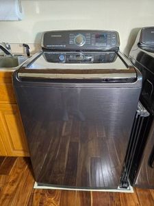 Samsung activewash 5.2 Cu. Ft. Top Load Washer Model WA52M7750AV