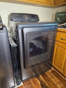 Samsung MultiSteam SmartCare Gas Dryer Model DVG52M7750V