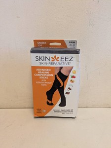 SKIN EEZ SKIN-REPARATIVE ADVANCED HEALING COMPRESSION SOCKS FIRM SM