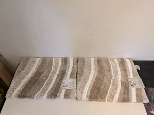 MINERAL SPRING COTTON SWIRL BATH MAT 24 X 36