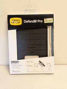 NEW OTTERBOX DEFENDER PRO SERIES FOR IPAD (10TH GEN)