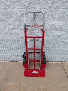 MILWAUKEE 3-IN-1 CONVERTIBLE HAND TRUCK RED