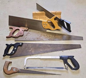 LL-BR - Hand Saw Assortment With Hacksaw