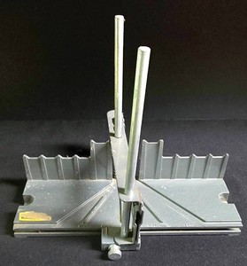 LL-BR - Vintage Miter Box Adjustable Saw Guide