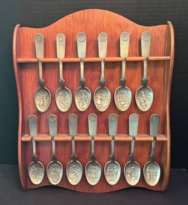 LR - Vintage Pewter Spoons - Franklin Mint the American Colonies (Lot of 13)