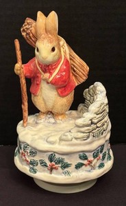 LR - Vintage 1996 Enesco Beatrix Potter Peter Rabbit Christmas Music Box First Noel