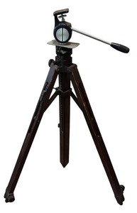LR - Vintage Wooden Adjustable Camera Tripod