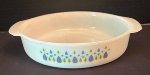 LR - Vintage Fire-King Swiss Alpine Baking Dish