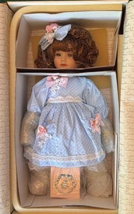 LR - Limited Edition World Gallery Roma Doll by Thelma Resch