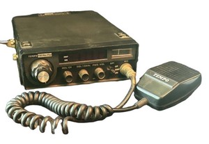 LR - Tempo Vhfone Plus Radio Transceiver Model 8814