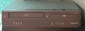 BR1 - VCR DVD Combo Magnavox DV200MW8 4-Head