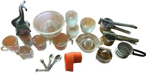 K - Vintage Kitchen Lot Pyrex, KitchenAid & Glassware