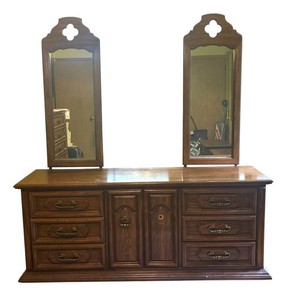 MB - Vintage Thomasville Dresser with Mirrors