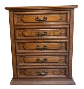 MB - Vintage Thomasville Dresser