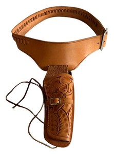 O - Vintage Western Gun Holster & Belt Set JC Higgins Leather Small