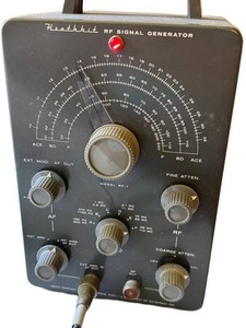 Vintage RF Signal Generator - Heathkit Model RF-1