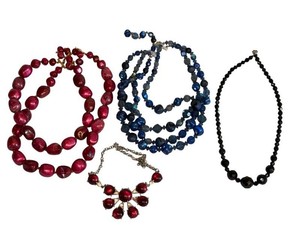 Vintage Beaded Necklace Lot (4)