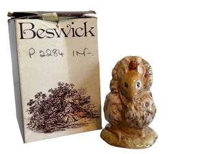 Vintage Beswick Thomasina Tittlemouse Figurine