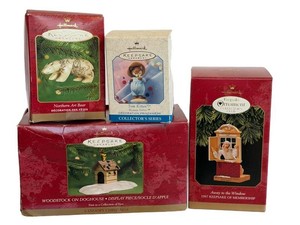 Hallmark Keepsake Ornaments Christmas Mixed Lot of 4