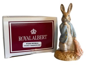 Collectible Figurine - Vintage Royal Albert Peter & Red Pocket Handkerchief Beatrix Potter P3242
