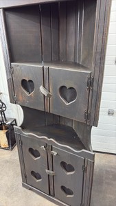Corner Lot Shelf