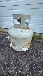 20 Pound Propane Tank