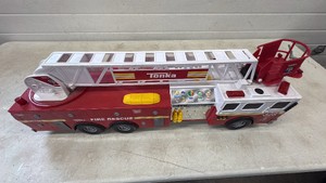 Vintage Tonka firetruck plastic