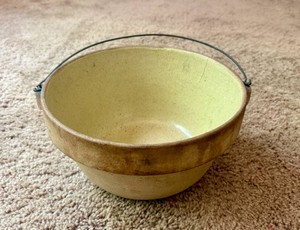 Vintage Star Fire-Clay Acid Proof Stoneware Bowl