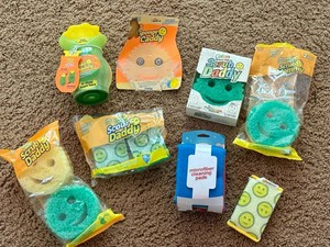 Scrub Daddy Scrubbers and Accessories
