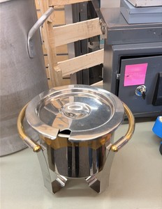 GOLD AND SILVER CHAFFING DISH