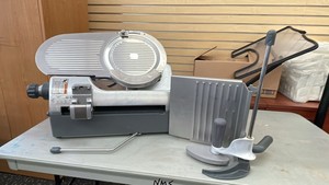 HOBART TABLE TOP SLICER