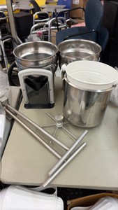 BAGEL SLICER AND KITCHEN ACCESSORIES