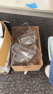 CLEAR PLASTIC PITCHERS