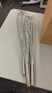 LONG, STAINLESS STEEL WISKS