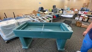 CAMBRO  PORTABLE SALAD BAR