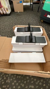 SCREEN BARRIER CLAMP STANDS